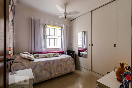 Casa à venda com 225m², 3 quartos e 2 vagasQuarto 2