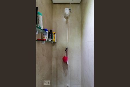 Casa à venda com 225m², 3 quartos e 2 vagasBanheiro