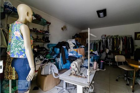 Casa à venda com 225m², 3 quartos e 2 vagasSalão