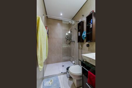 Casa à venda com 225m², 3 quartos e 2 vagasBanheiro da Suíte