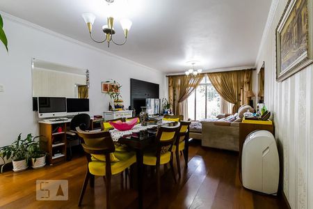 Sala de casa à venda com 3 quartos, 225m² em Vila Mariana, São Paulo