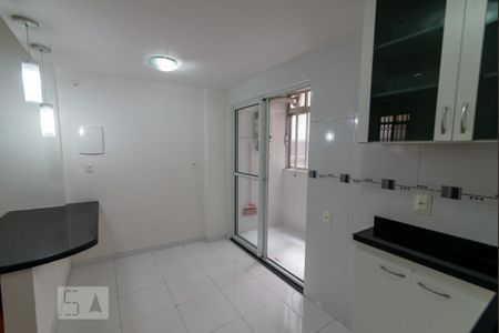 Apartamento à venda com 64m², 2 quartos e sem vagaCozinha