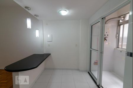 Apartamento à venda com 64m², 2 quartos e sem vagaCozinha