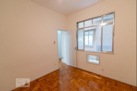 Quarto 1  de apartamento à venda com 2 quartos, 64m² em Tijuca, Rio de Janeiro