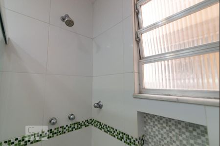 Apartamento à venda com 64m², 2 quartos e sem vagaBanheiro