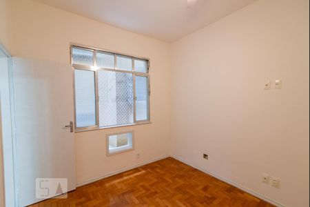 Quarto 1  de apartamento à venda com 2 quartos, 64m² em Tijuca, Rio de Janeiro