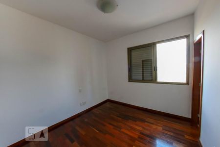 Quarto Suíte 1 de apartamento para alugar com 4 quartos, 213m² em Vila da Serra, Nova Lima