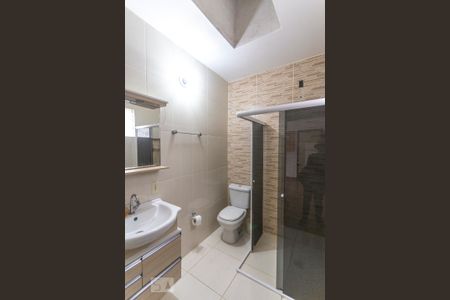 Casa à venda com 260m², 4 quartos e 4 vagasBanheiro - casa 2