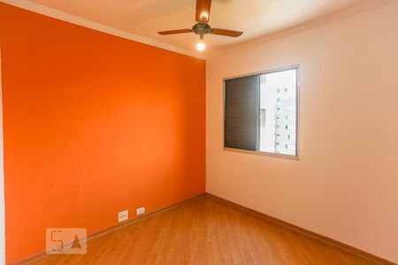 Quarto 1 de apartamento para alugar com 2 quartos, 56m² em Vila Polopoli, São Paulo
