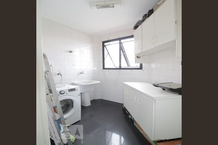 Apartamento à venda com 82m², 3 quartos e 1 vagaArea de serviço 