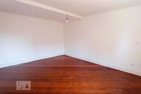 Casa de condomínio à venda com 488m², 4 quartos e 5 vagas Casa de condomínio à venda com 488m², 4 quartos e 5 vagasSuíte 3