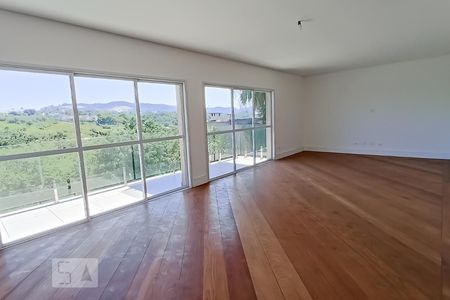 Casa de condomínio à venda com 488m², 4 quartos e 5 vagas Casa de condomínio à venda com 488m², 4 quartos e 5 vagasSala 2