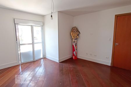 Casa de condomínio à venda com 488m², 4 quartos e 5 vagas Casa de condomínio à venda com 488m², 4 quartos e 5 vagasSuíte 2