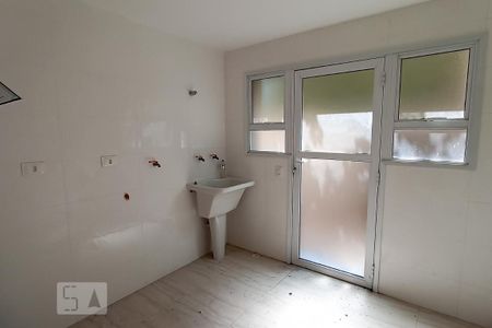 Casa de condomínio à venda com 488m², 4 quartos e 5 vagas Casa de condomínio à venda com 488m², 4 quartos e 5 vagasÁrea de serviço