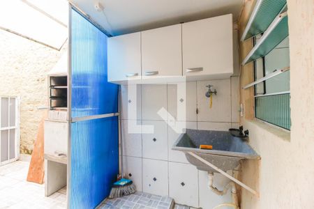 Casa para alugar com 75m², 2 quartos e sem vagaÁrea de Serviço