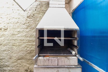Casa para alugar com 75m², 2 quartos e sem vagaÁrea comum - Churrasqueira