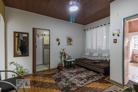 Sala de casa à venda com 2 quartos, 103m² em Sarandi, Porto Alegre