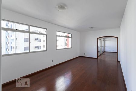 Sala 1 de apartamento para alugar com 4 quartos, 190m² em Lourdes, Belo Horizonte