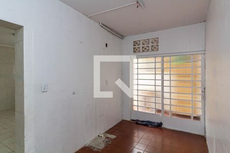 Casa à venda com 165m², 3 quartos e 2 vagas Casa à venda com 165m², 3 quartos e 2 vagasCozinha