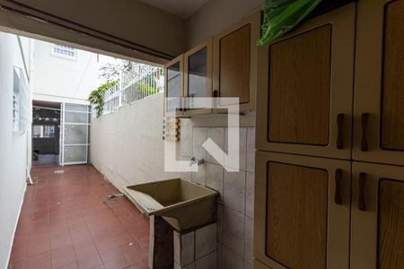 Casa à venda com 165m², 3 quartos e 2 vagas Casa à venda com 165m², 3 quartos e 2 vagasÁrea de Serviço