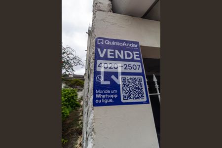 Casa à venda com 165m², 3 quartos e 2 vagas Casa à venda com 165m², 3 quartos e 2 vagasPlaca