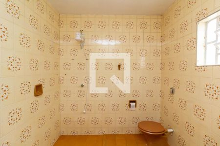 Casa à venda com 165m², 3 quartos e 2 vagas Casa à venda com 165m², 3 quartos e 2 vagasBanheiro