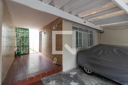 Casa à venda com 165m², 3 quartos e 2 vagas Casa à venda com 165m², 3 quartos e 2 vagasGaragem