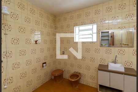 Casa à venda com 165m², 3 quartos e 2 vagas Casa à venda com 165m², 3 quartos e 2 vagasBanheiro