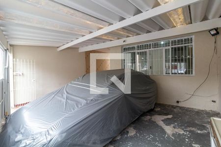 Casa à venda com 165m², 3 quartos e 2 vagas Casa à venda com 165m², 3 quartos e 2 vagasGaragem