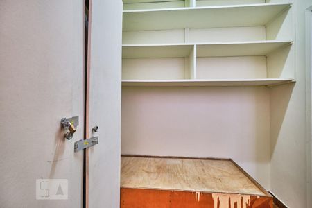 Apartamento à venda com 86m², 3 quartos e 1 vaga Apartamento à venda com 86m², 3 quartos e 1 vagaQuarto de Serviço