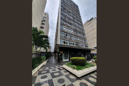 Apartamento à venda com 86m², 3 quartos e 1 vaga Apartamento à venda com 86m², 3 quartos e 1 vagaFachada
