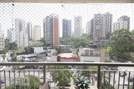 Apartamento para alugar com 73m², 3 quartos e 2 vagasVista da varanda