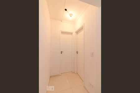 Corredor de apartamento para alugar com 2 quartos, 55m² em Ponte Grande, Guarulhos