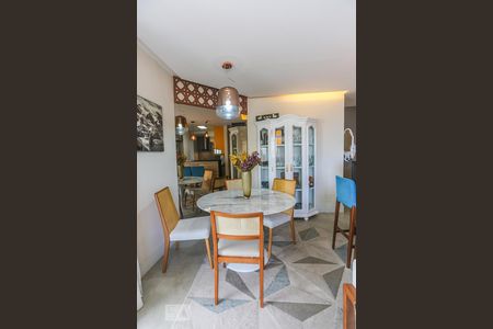 Sala de Estar de apartamento à venda com 2 quartos, 130m² em Jardim Bonfiglioli, São Paulo