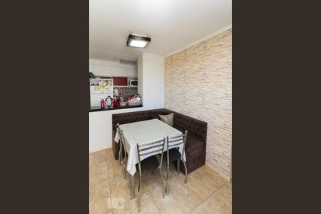Sala de apartamento para alugar com 3 quartos, 64m² em  Vila Antonieta, São Paulo
