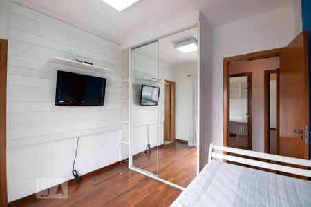 Apartamento à venda com 155m², 3 quartos e 4 vagasSuíte 3