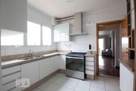Apartamento à venda com 155m², 3 quartos e 4 vagasCozinha
