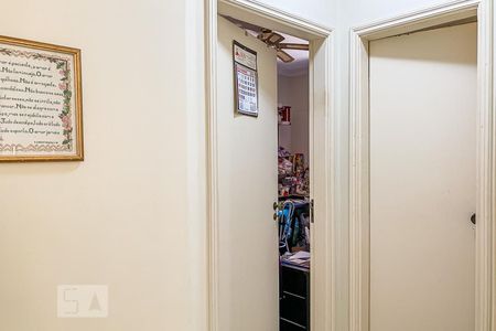 Casa à venda com 261m², 4 quartos e 6 vagas Casa à venda com 261m², 4 quartos e 6 vagasQuarto 2