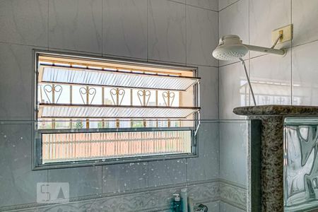 Casa à venda com 261m², 4 quartos e 6 vagas Casa à venda com 261m², 4 quartos e 6 vagasBanheiro do Quarto 3