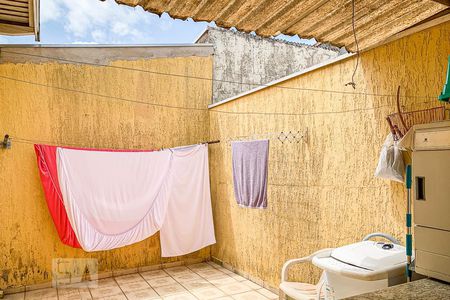 Casa à venda com 261m², 4 quartos e 6 vagas Casa à venda com 261m², 4 quartos e 6 vagasÁrea de Serviço