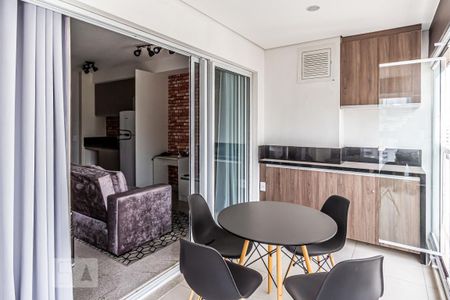 Varanda de kitnet/studio para alugar com 1 quarto, 40m² em Consolação, São Paulo