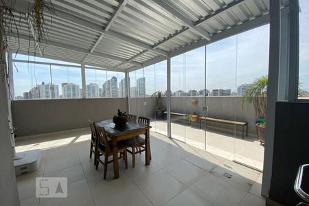 Apartamento para alugar com 121m², 2 quartos e 2 vagasVaranda