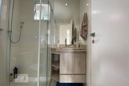 Apartamento para alugar com 121m², 2 quartos e 2 vagasBanheiro