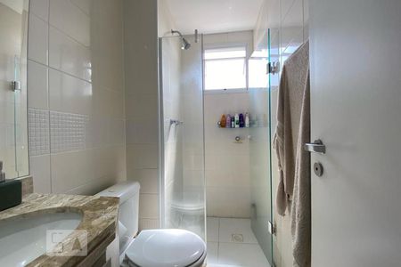 Apartamento para alugar com 121m², 2 quartos e 2 vagasBanheiro da Suíte 1