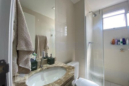 Apartamento para alugar com 121m², 2 quartos e 2 vagasBanheiro da Suíte 1