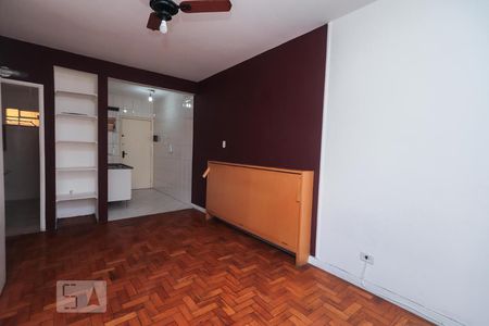 Studio para alugar com 36m², 1 quarto e sem vaga Studio para alugar com 36m², 1 quarto e sem vagaKitnet