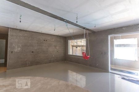 Casa à venda com 580m², 7 quartos e sem vagaSalão de jogos