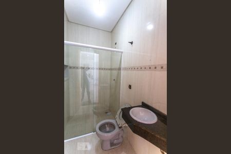 Casa à venda com 580m², 7 quartos e sem vagaBanheiro de serviço