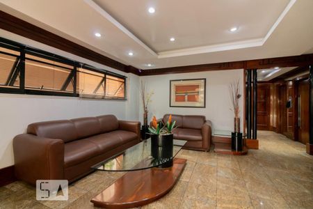 Apartamento à venda com 42m², 1 quarto e 1 vagaHall de Entrada