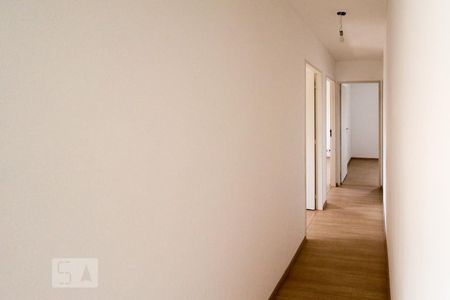 Apartamento à venda com 88m², 3 quartos e 1 vagaCorredor dos quartos